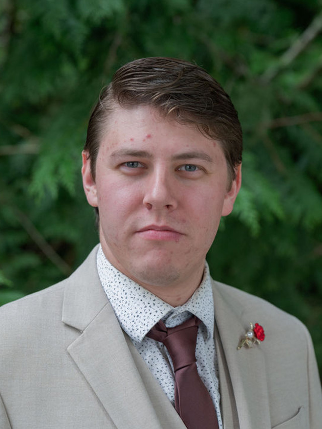 Ethan Bauer